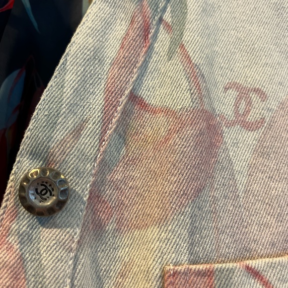 Chanel jacket - Picture 6 of 6